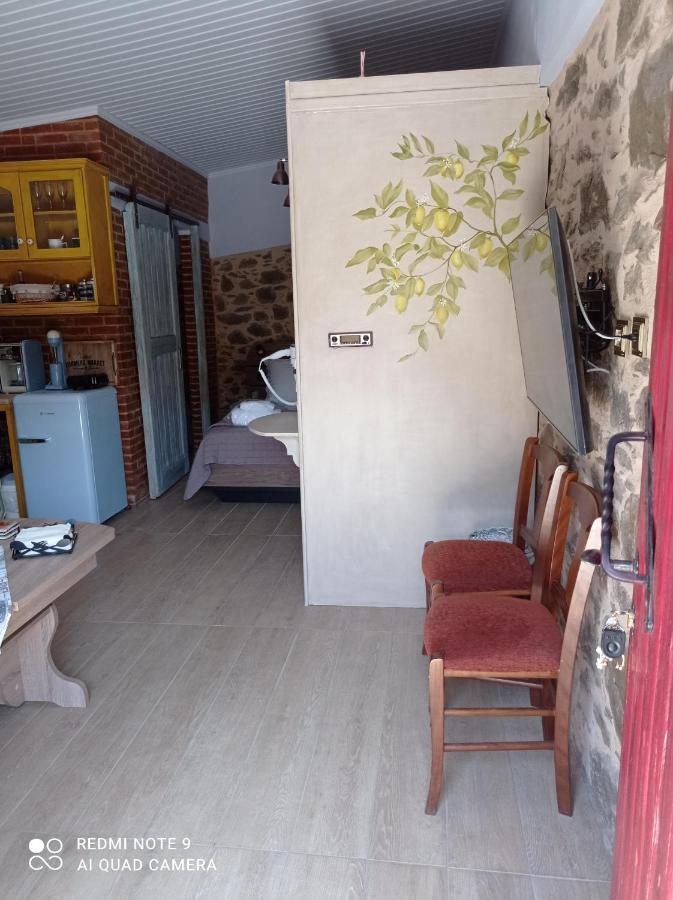 Περιβόλι Του Οδυσσέα Vila Volissos Exterior foto